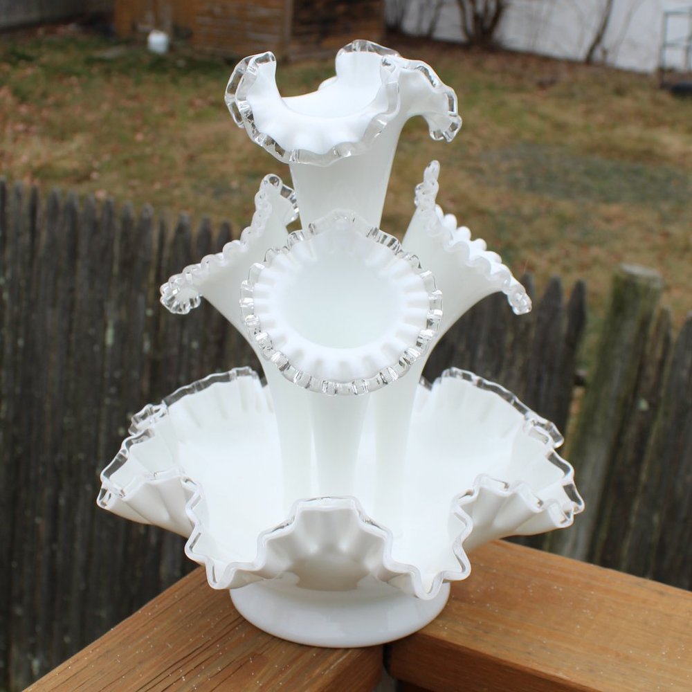 FENTON SILVERCREST 5 PIECE EPERGNE MILk GLASS CENTERPIECE ~ 4 Flutes ~